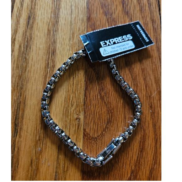 Express Edgy Contemporary Modern Silver-Tone Rolo Chain Link Bracelet - Picture 3 of 7